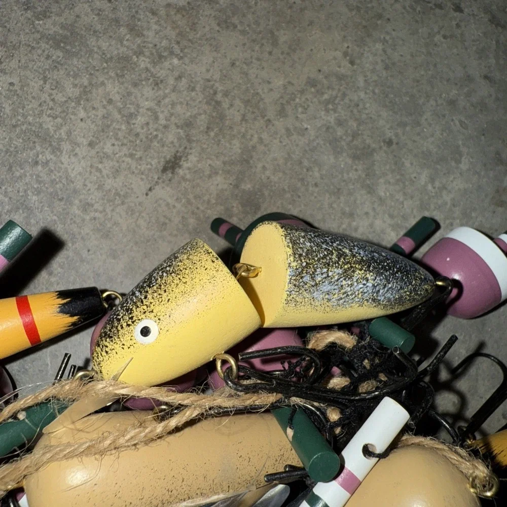 Lots Of Hand-Painted Wooden Crankbait Fishing Lure 4